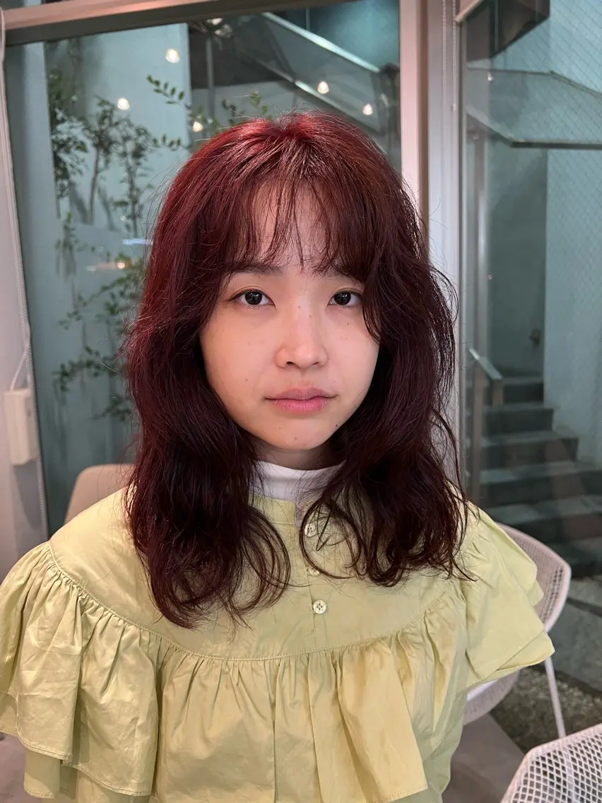 ミディアム カラー パーマ ayaka 🍀のヘアスタイル