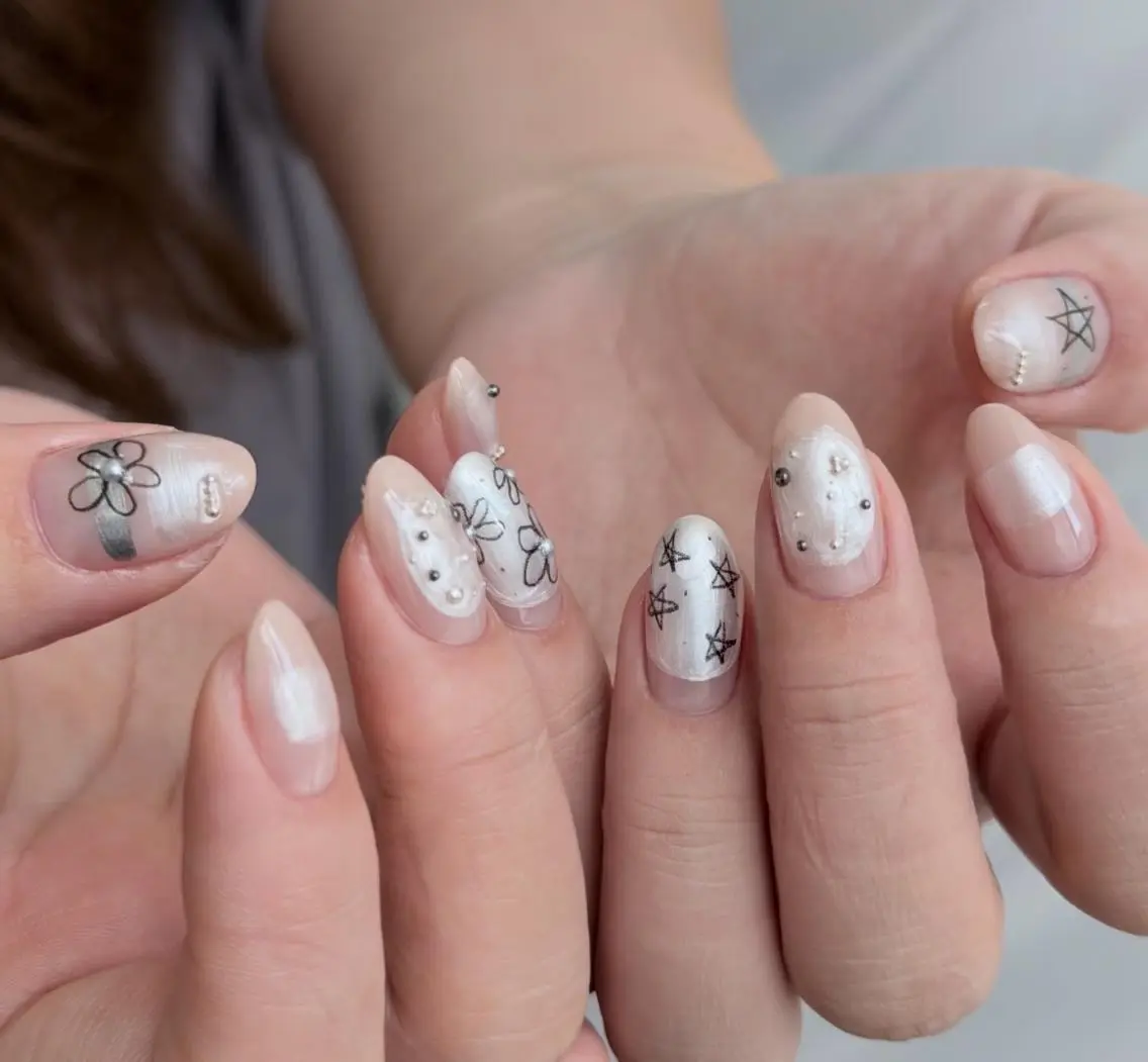 ネイル ハンドネイル 🎀 NaNa_nailのネイルデザイン