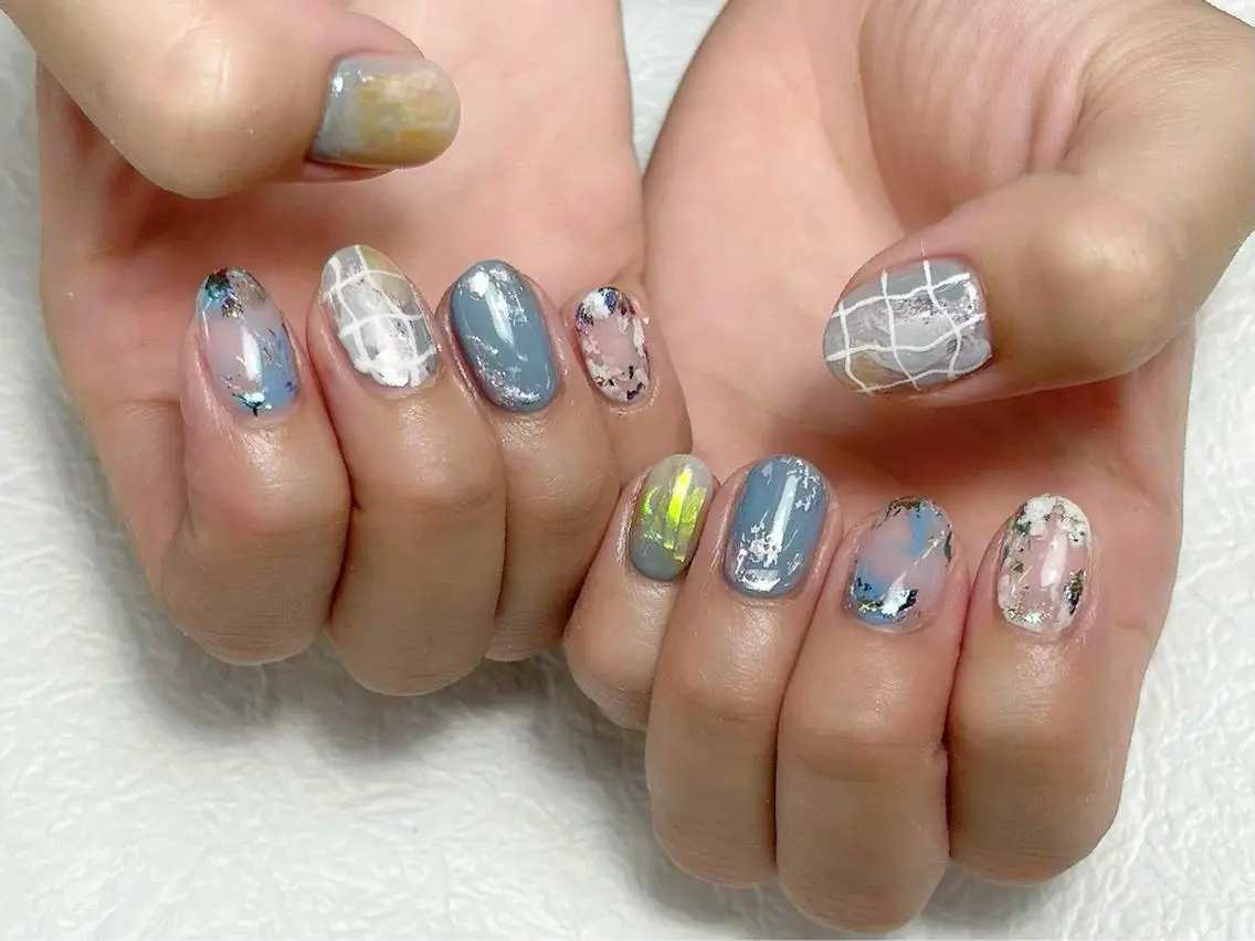 ネイル ブルー キラキラネイル ニュアンスネイル Y nail なんば堀江店のネイルデザイン