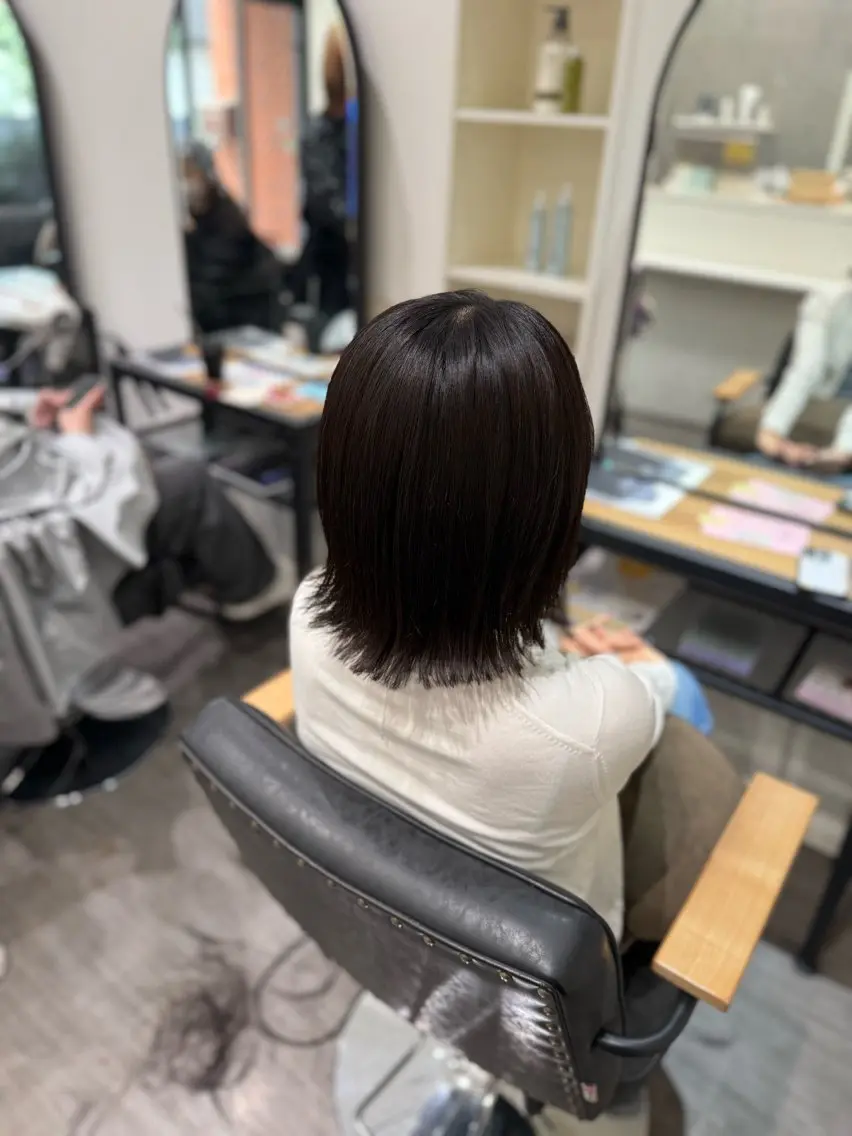 ミディアム 切りっぱなしボブ ボブ カット トリートメント ヘッドスパ 艶髪レイヤー上田 紗也🇰🇷💗のヘアスタイル
