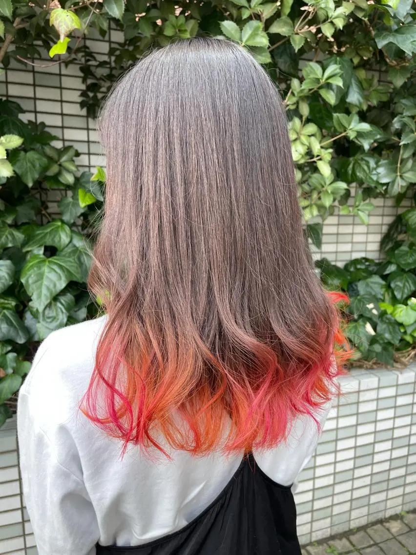 期間限定30%OFF❤️🔥ブリーチを使ったダブルカラー🩵🤍の写真