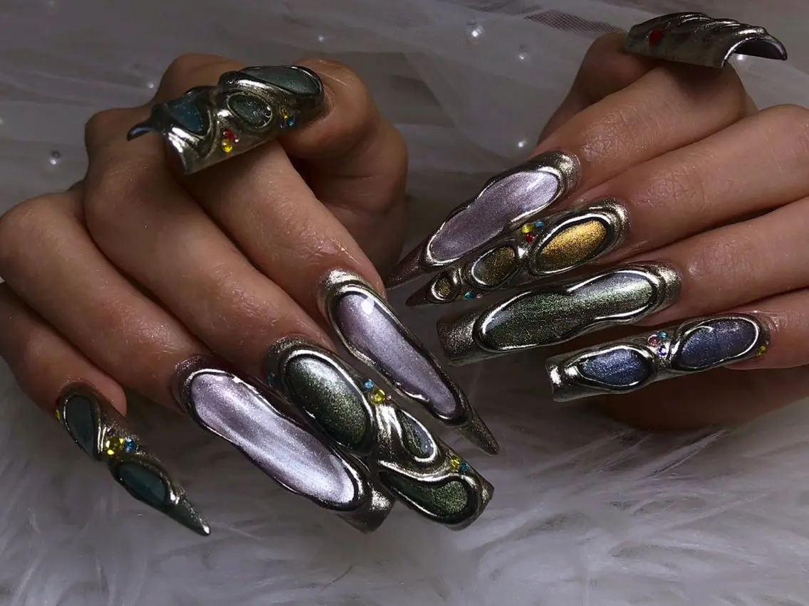 ネイル lucky nail 歌舞伎町のネイルデザイン
