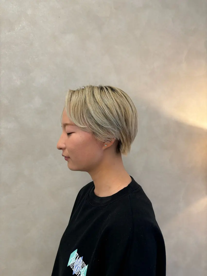 ショート ハンサムショート ショートヘア ボブ/レイヤー/暖色 カラー/モモカ🎀のヘアスタイル