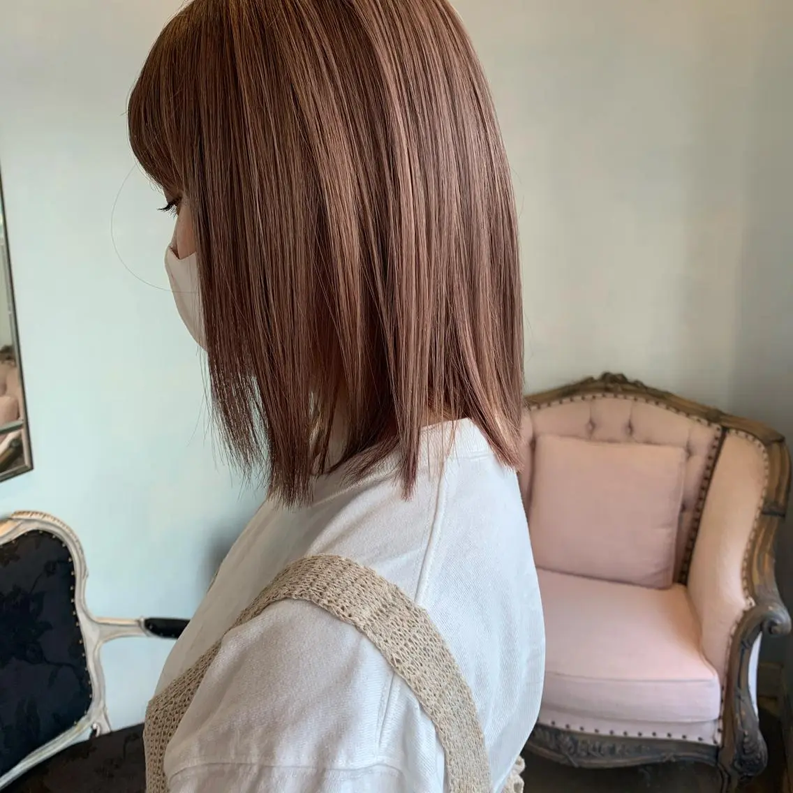 ミディアム カラー SAKINO ベージュカラーのヘアスタイル
