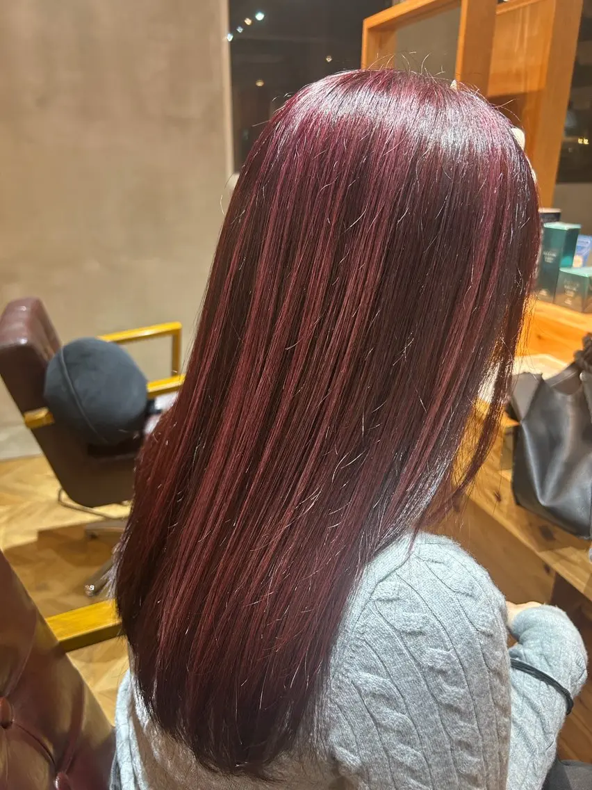 ロング カラー 仲宗根 瑞希のヘアスタイル
