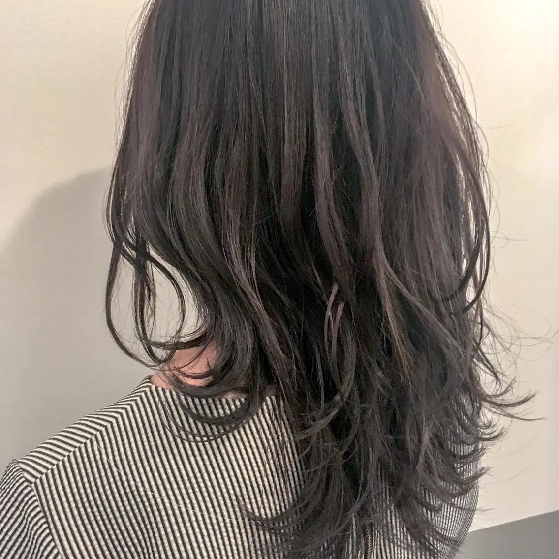セミロング カラー RINA🧤 デザインとボブのヘアスタイル