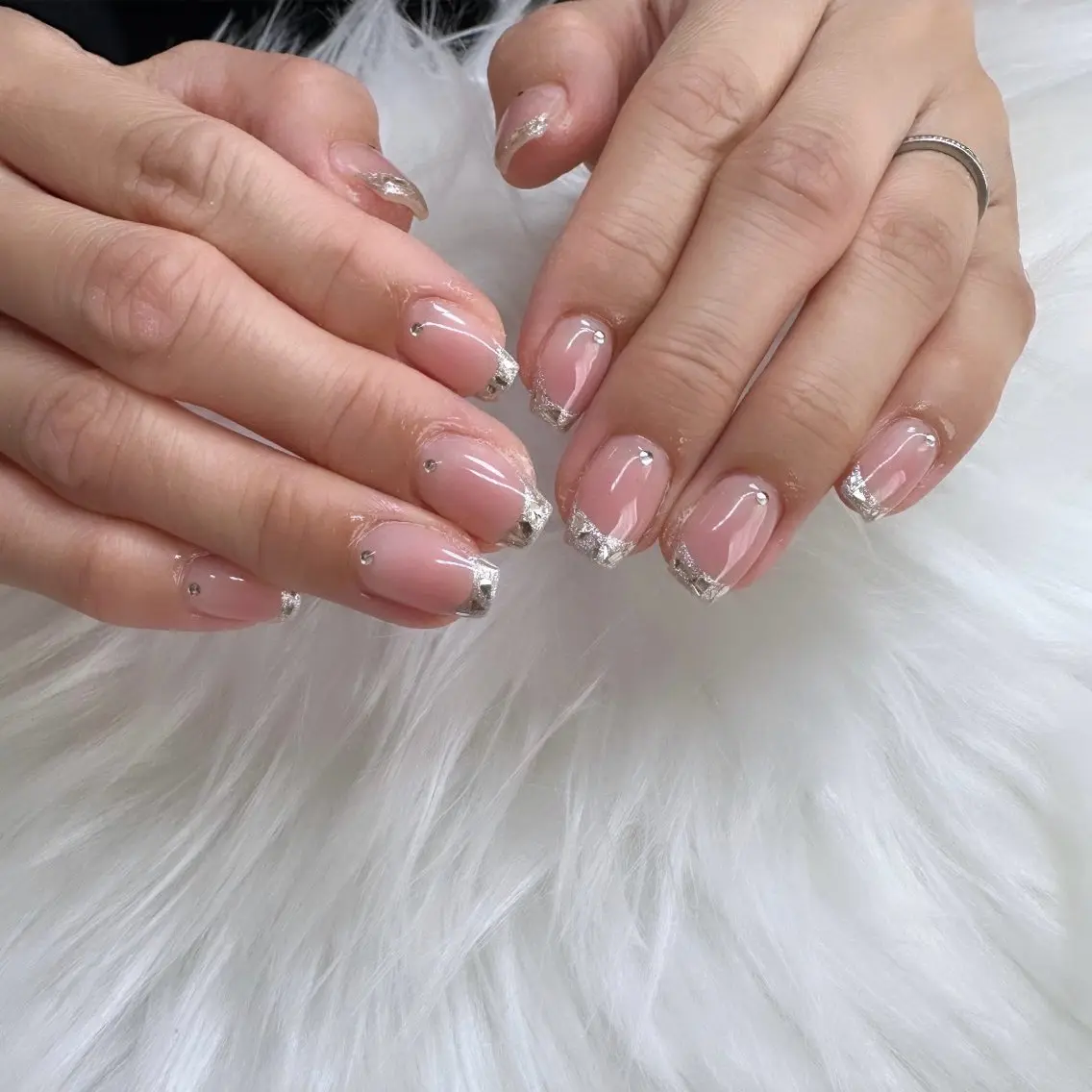 ネイル Laula🤍 ayakaのネイルデザイン