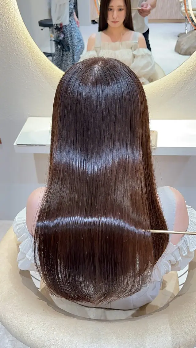 セミロング カット トリートメント 縮毛矯正✨🫧 レイヤー川村利幸のヘアスタイル