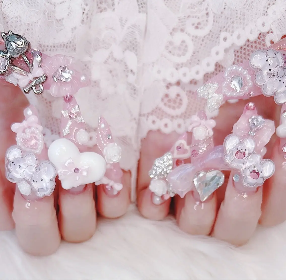 ネイル フレンチネイル ガーリー ロングネイル スカルプネイル ネイルチップ ハンドネイル ハンドケア mini nailのネイルデザイン