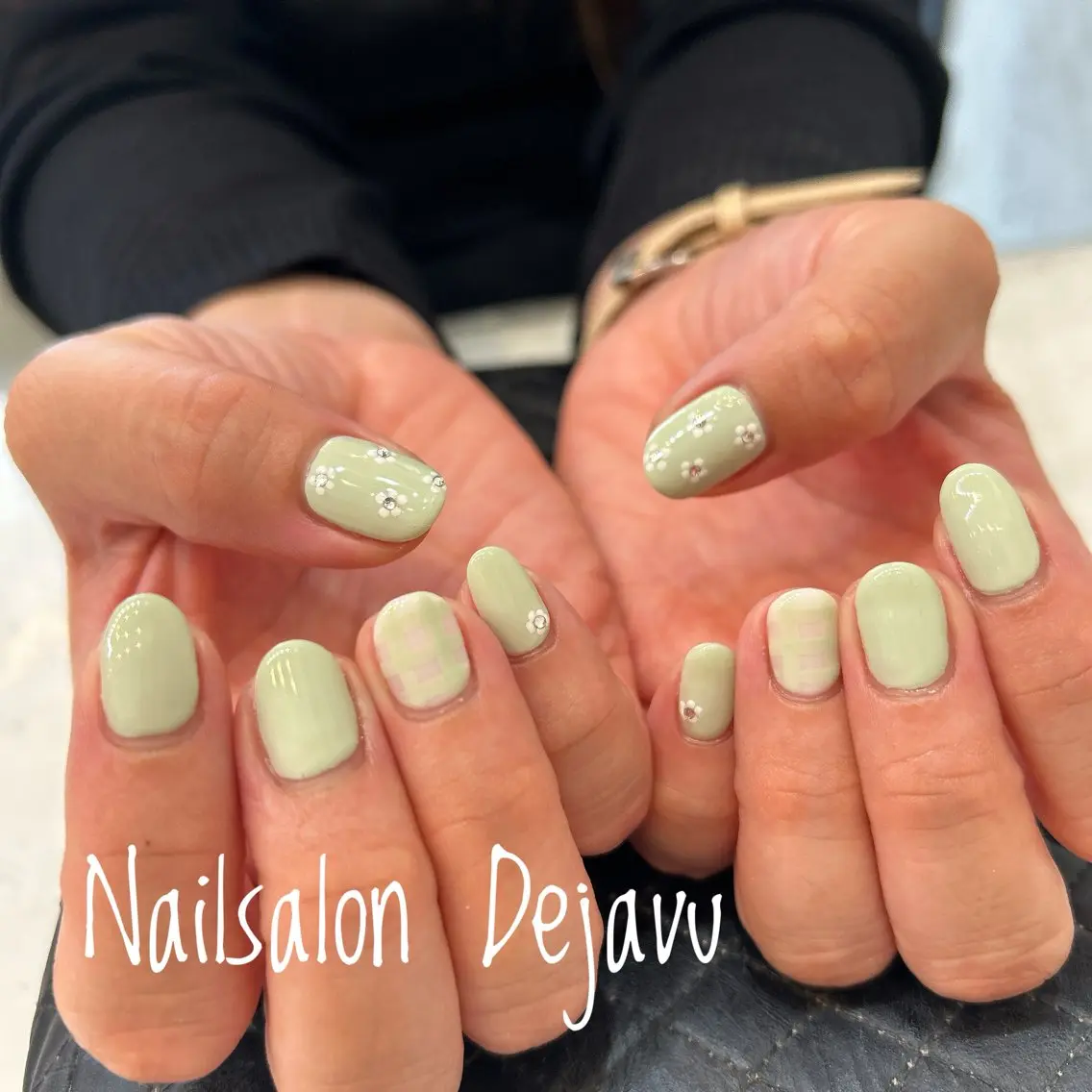 ネイル ハンドネイル Nailsalon Dejavuのネイルデザイン