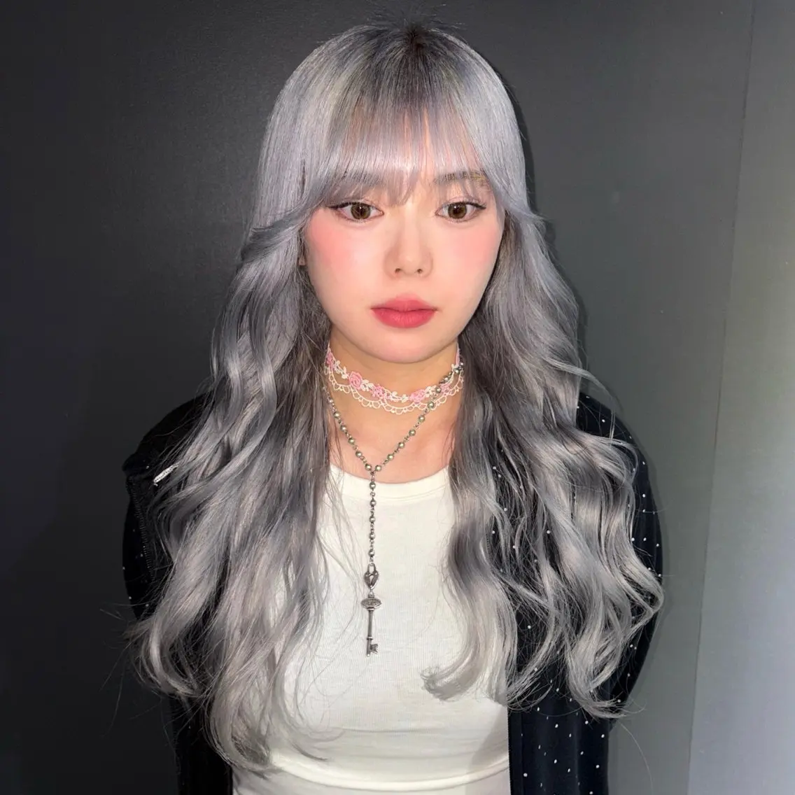 ロング カラー ハイトーンカラー ヘアカラー ★デザインカラー ハイトーン ももか★のヘアスタイル