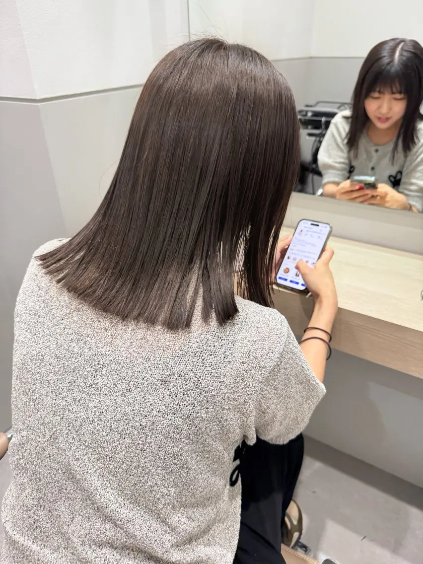 ミディアム カット ヘアカラー トリートメント 三輪 恭平のヘアスタイル