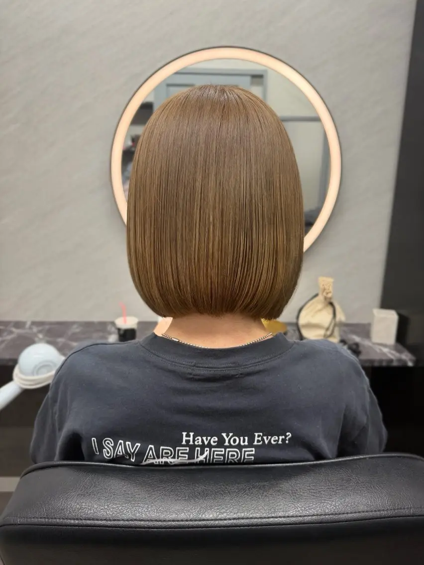 ショート カラー カット ヘアカラー 砂野 真璃奈のヘアスタイル