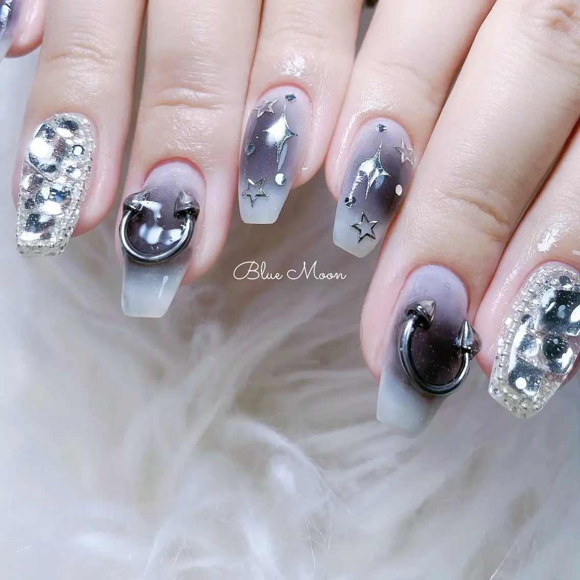 ネイル ハンドネイル フットネイル ハンドケア nail salon Blue Moonのネイルデザイン
