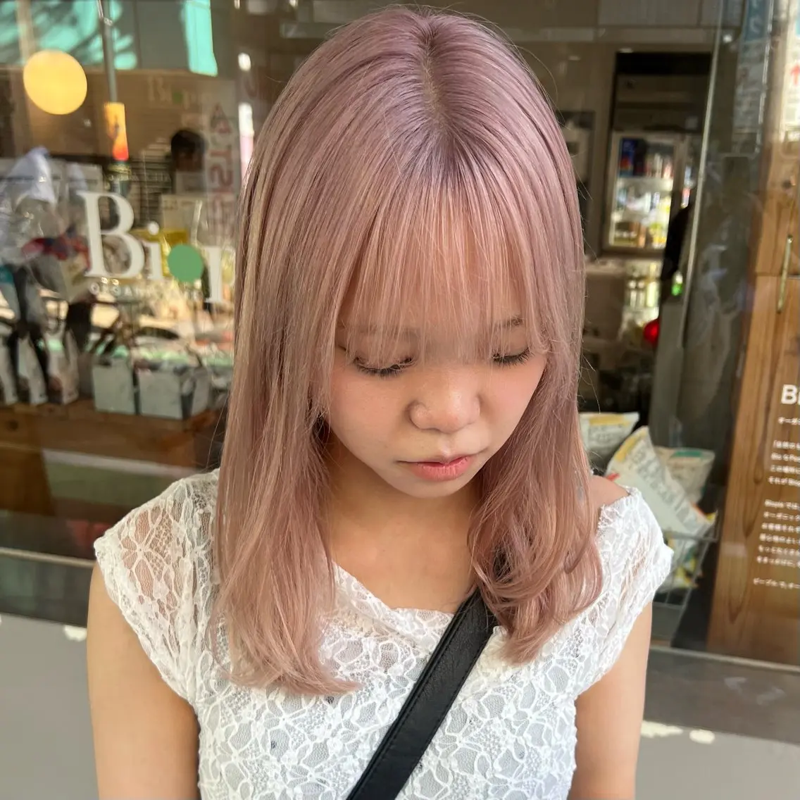 セミロング カラー ヘアカラー KIHO ｜Bond 三軒茶屋のヘアスタイル
