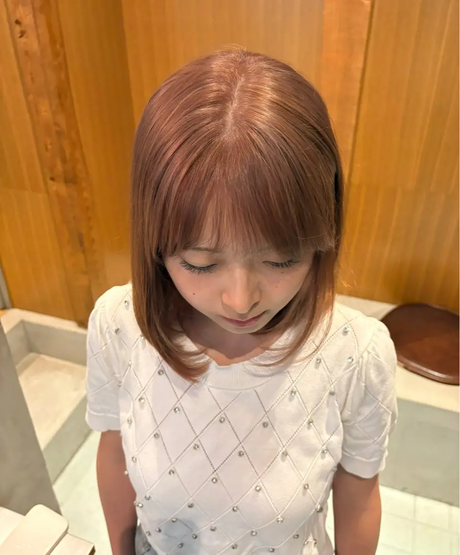 ミディアム カラー ベージュカラー ピンクカラー ピンクベージュ ヘアカラー 艶カラー hinaka.のヘアスタイル