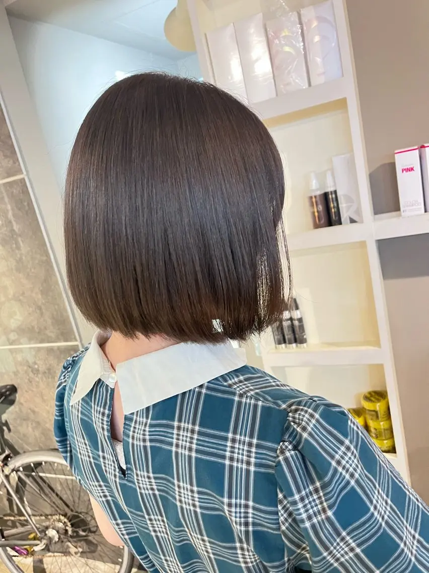 ショート カラー ヘアアレンジ メンズ 切りっぱなしボブ ボブ 透明感カラー🤎 ゆりのヘアスタイル