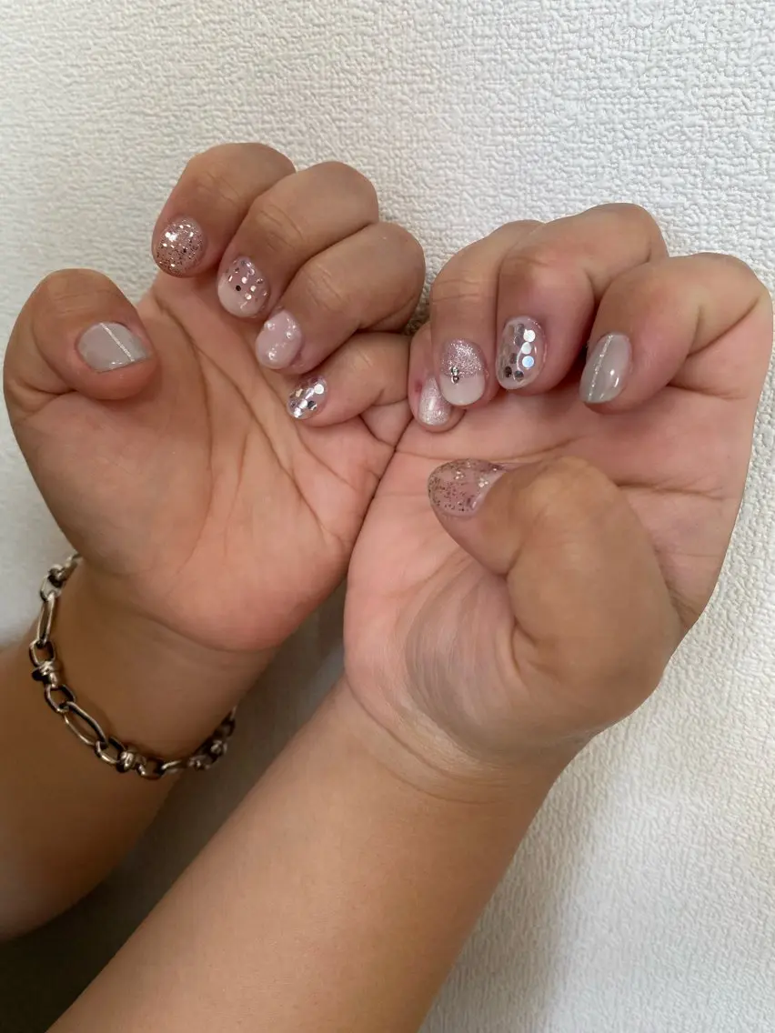 ネイル ニュアンスネイル ハンドネイル 自宅サロン FeelFreeのマツエク・マツパデザイン