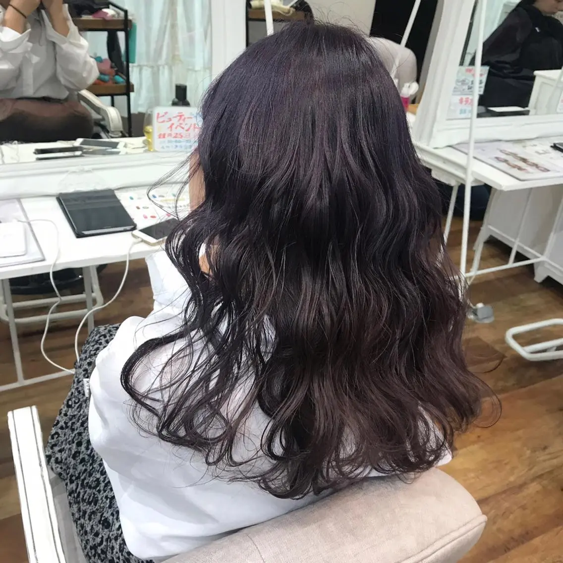 ミディアム カラー メンズ パープルカラー 池上 みゆのヘアスタイル