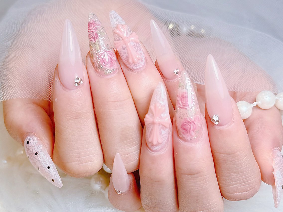 ネイル チークネイル 長さ出し フラッシュネイル フレンチネイル グラデーション AN NAIL 高田馬場のネイルデザイン
