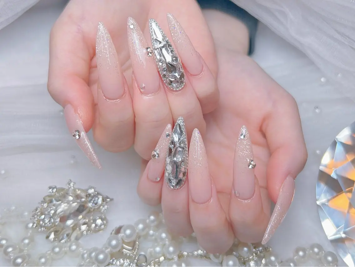 ネイル アートネイル オーロラネイル チークネイル 長さ出し フットネイル Miya _nailのネイルデザイン