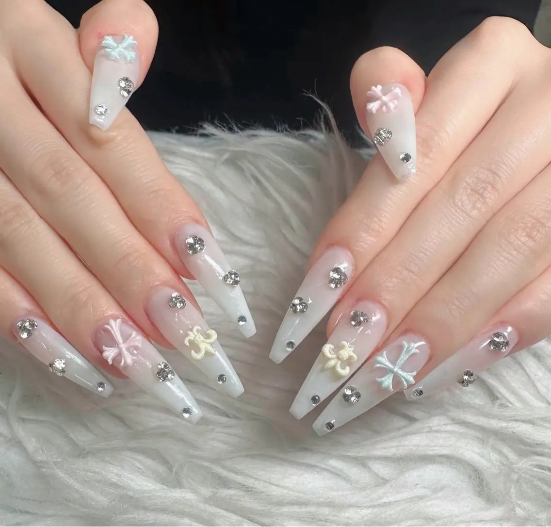 ネイル フットネイル フレンチネイル グラデーション 韓国ネイル ロングネイル ハンドネイル Hani Nail Salonのネイルデザイン