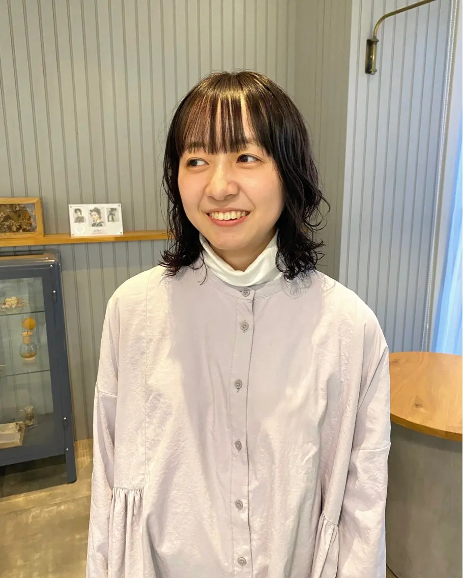 セミロング パーマ セミロングパーマ ウルフカット 加藤 真由のヘアスタイル