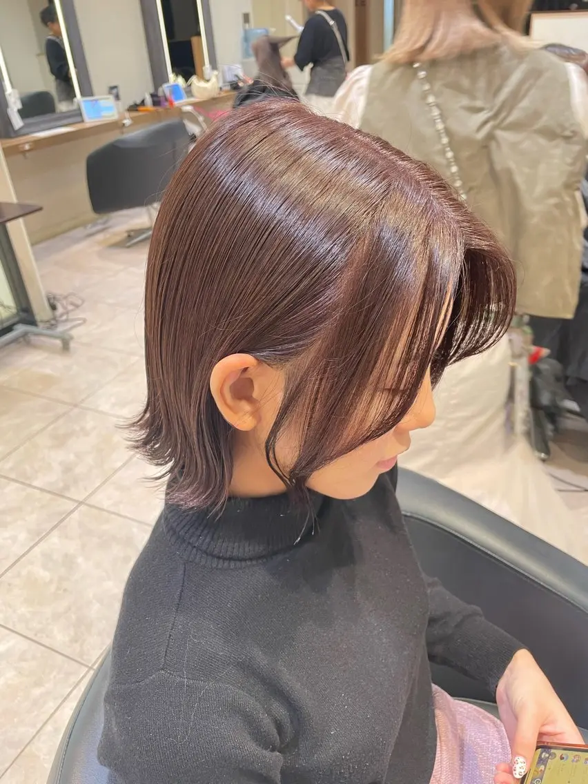 ショート カラー ふわっと抜け感🫧 ブラウンベージュ🤎のヘアスタイル