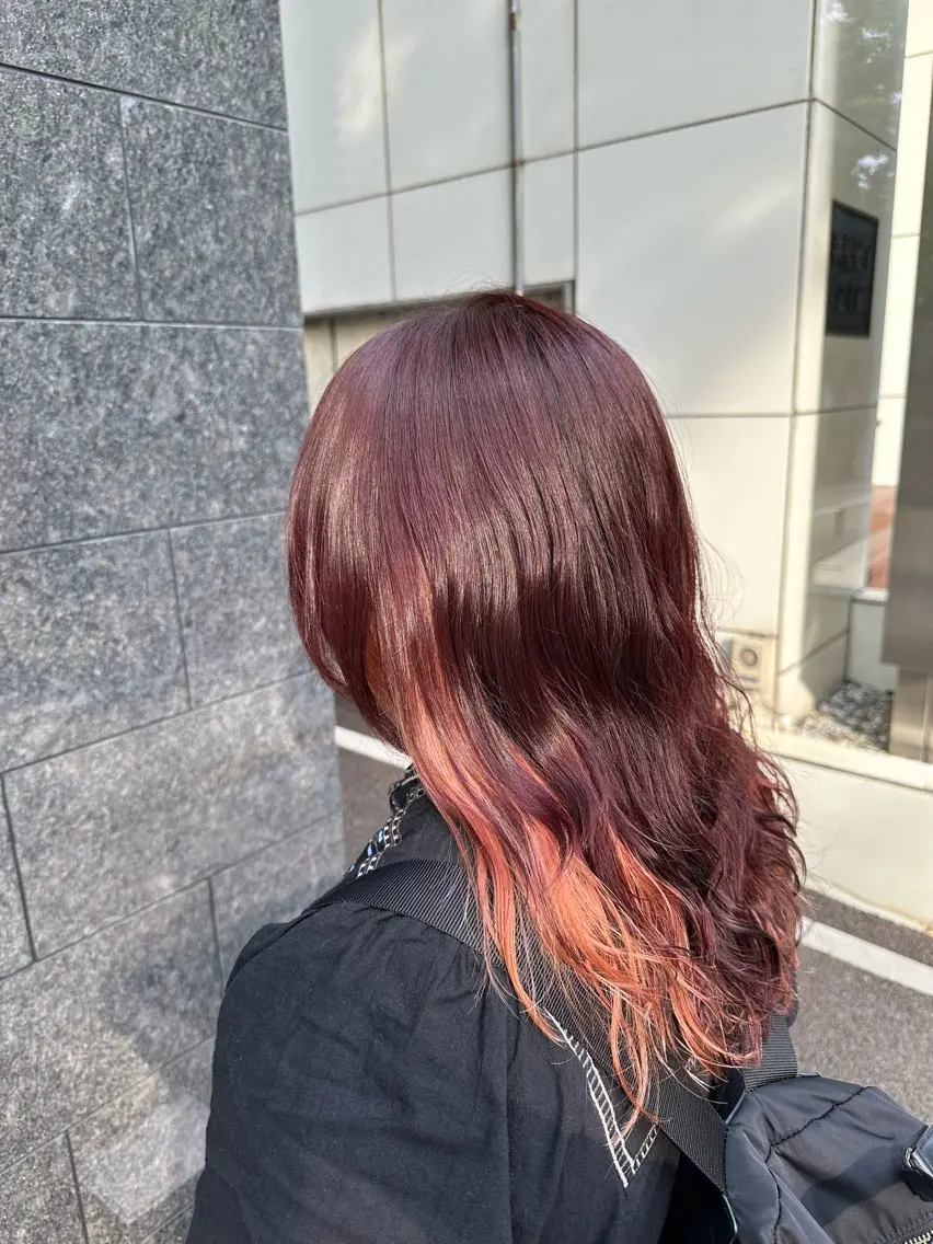 セミロング キクチ マナのヘアスタイル