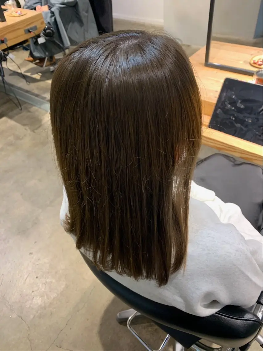 カラー 西村 颯世のヘアスタイル