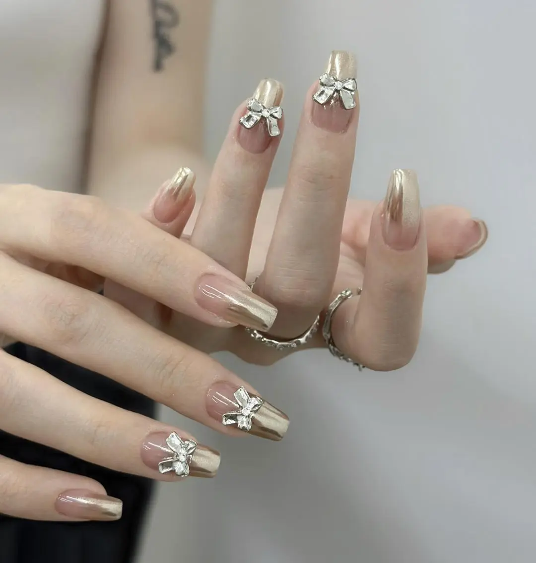 ネイル ハンドネイル 🎀 NaNa_nailのネイルデザイン