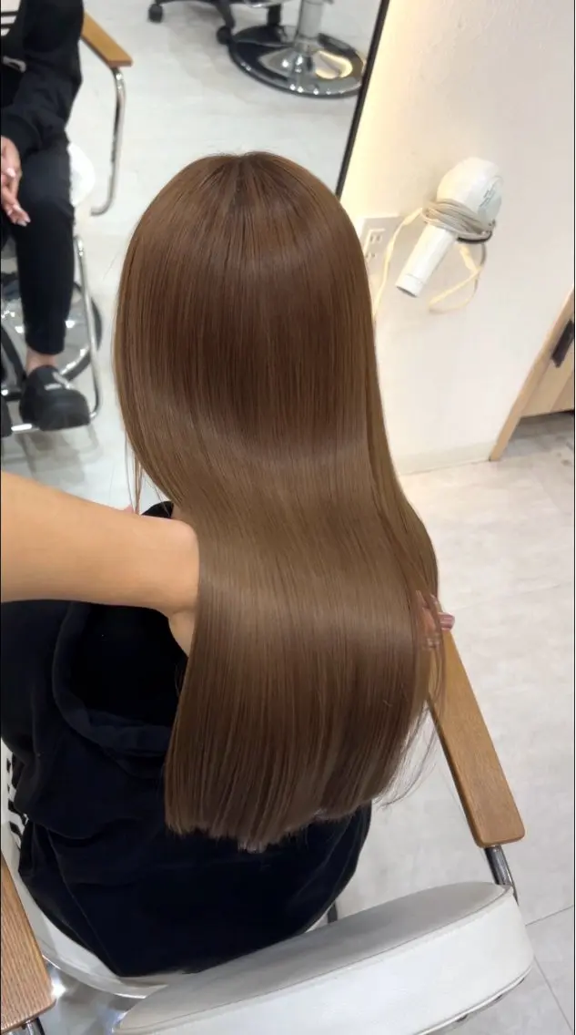 ロング カット ヘアカラー トリートメント 学生人気No1🩶 韓国風/艶髪/輝士のヘアスタイル