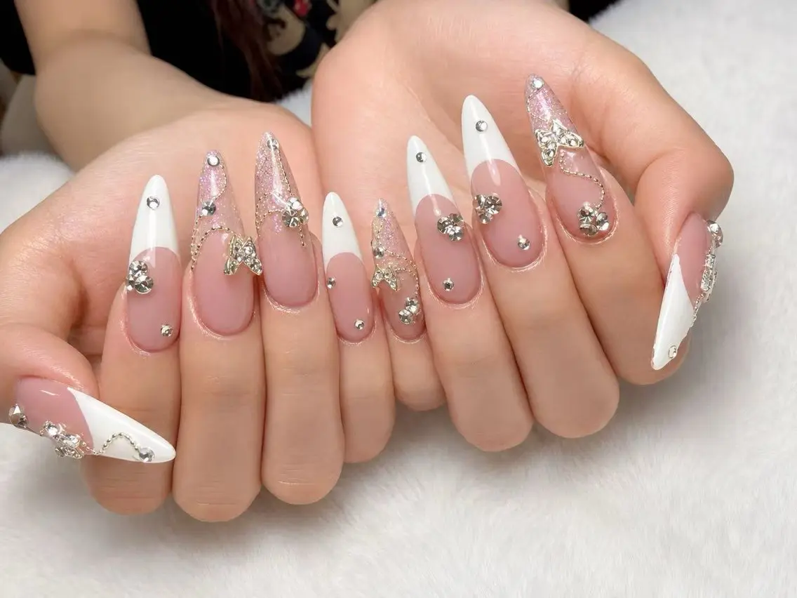 ネイル ハンドネイル ユリ🎀長さだし/ パラジェル/持ち込みのネイルデザイン