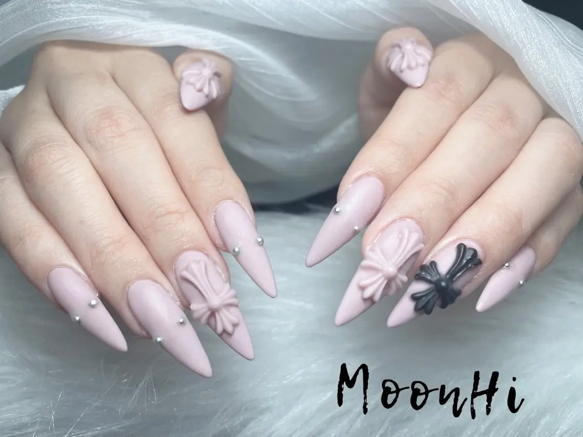 ネイル MoonHi Nail 朝霞台のネイルデザイン