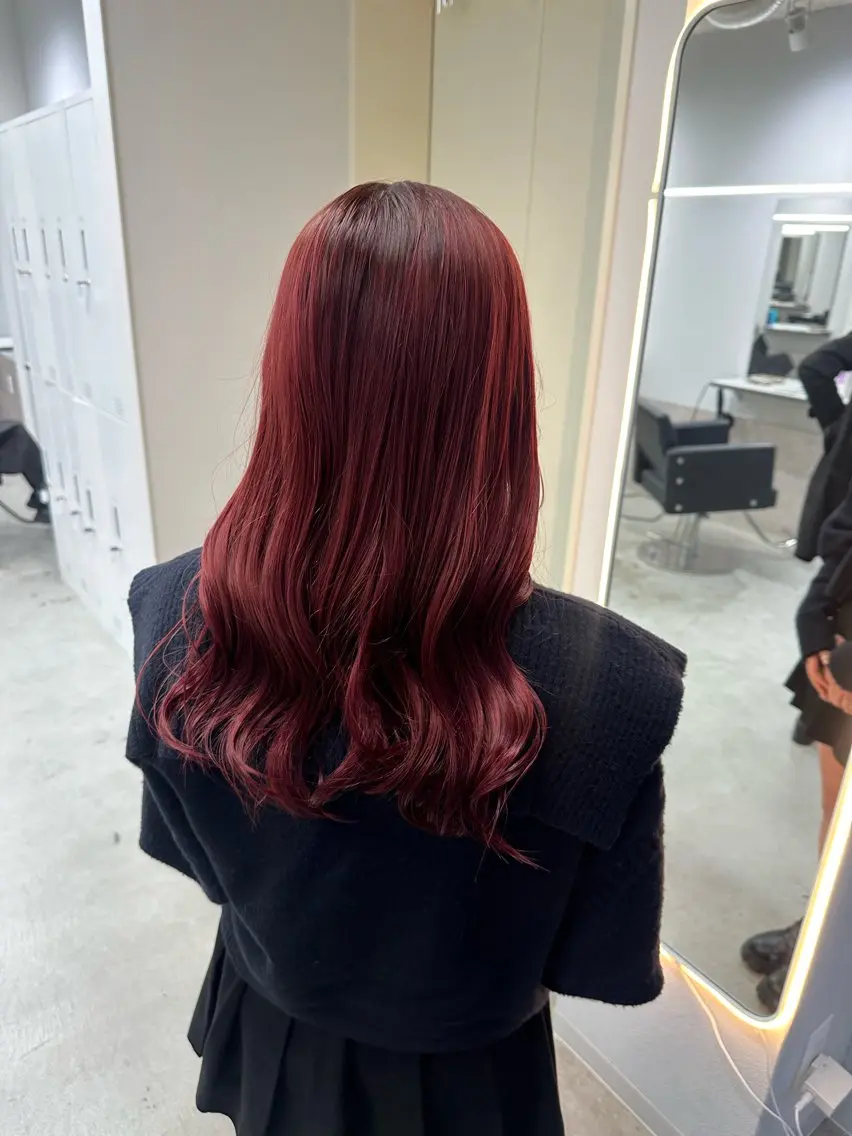 セミロング カラー レッドカラー AYAKASA 暖色カラー/レイヤーのヘアスタイル