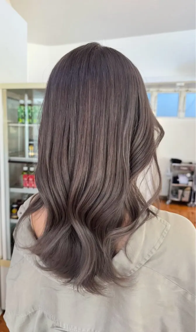 セミロング 天谷 桂子のヘアスタイル