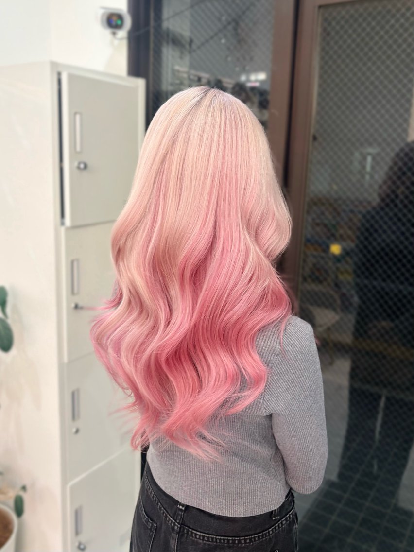 ロング ヘアカラー ))カラー特化(( 渡邉 怜のヘアスタイル