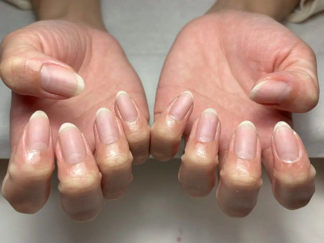 ネイル アートネイル 長さ出し フットネイル フレンチネイル ジェルネイル オフのみ(ネイル) salon AZのネイルデザイン
