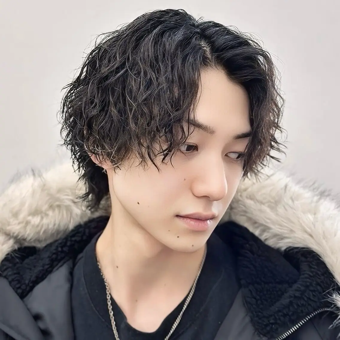 ミディアム パーマ メンズ ミディアムパーマ メンズパーマ ショウタ【HEAD STOCK】のヘアスタイル