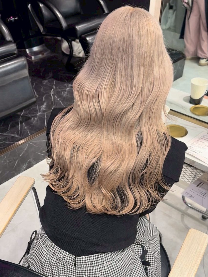 ロング カラー カット ヘアカラー トリートメント ヘアセット クルミ🤍推し活 🎀ピンクカラーのヘアスタイル