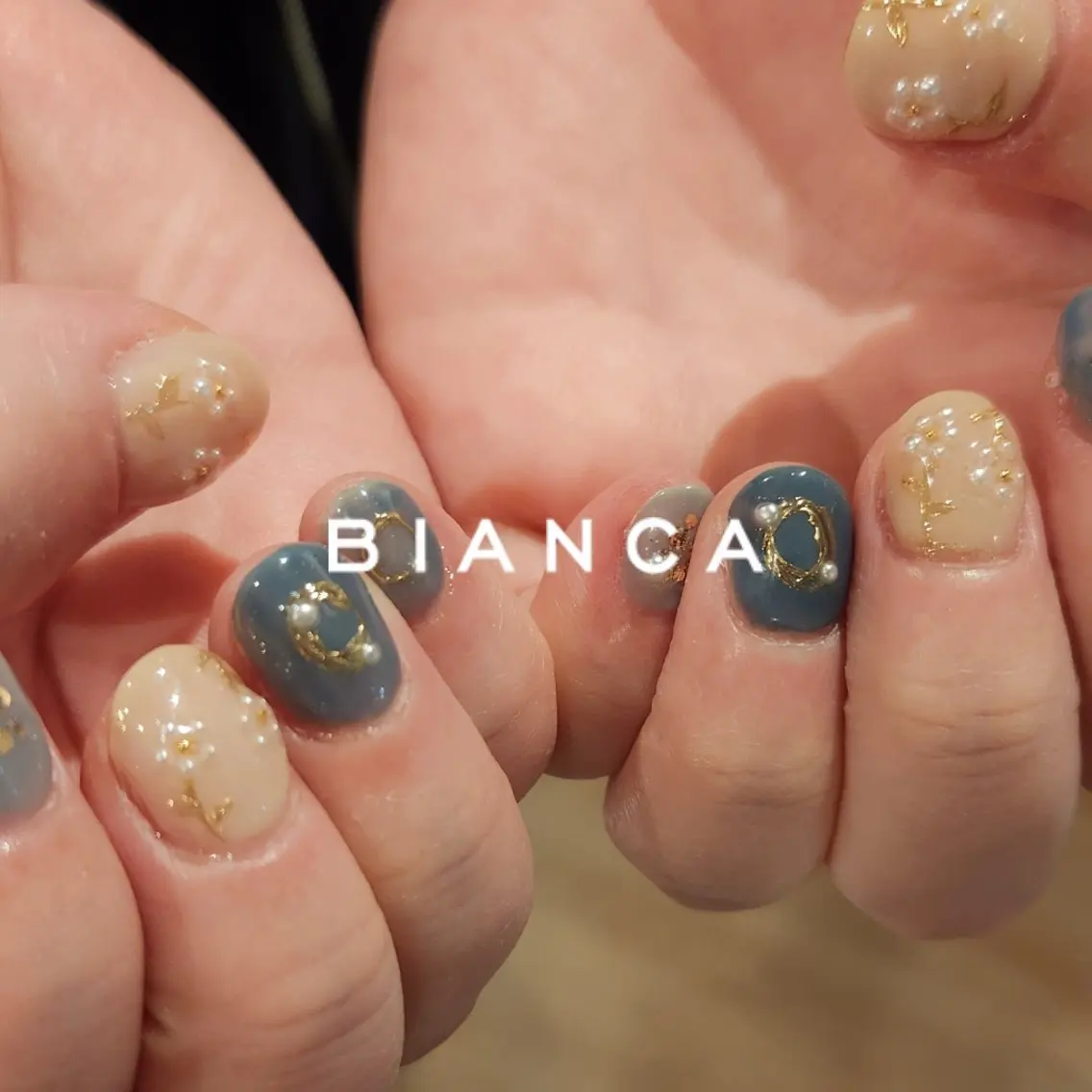 ネイル アートネイル ミラーネイル ニュアンスネイル オフィスネイル シンプルネイル ハンドネイル Bianca名駅店 あゆのネイルデザイン