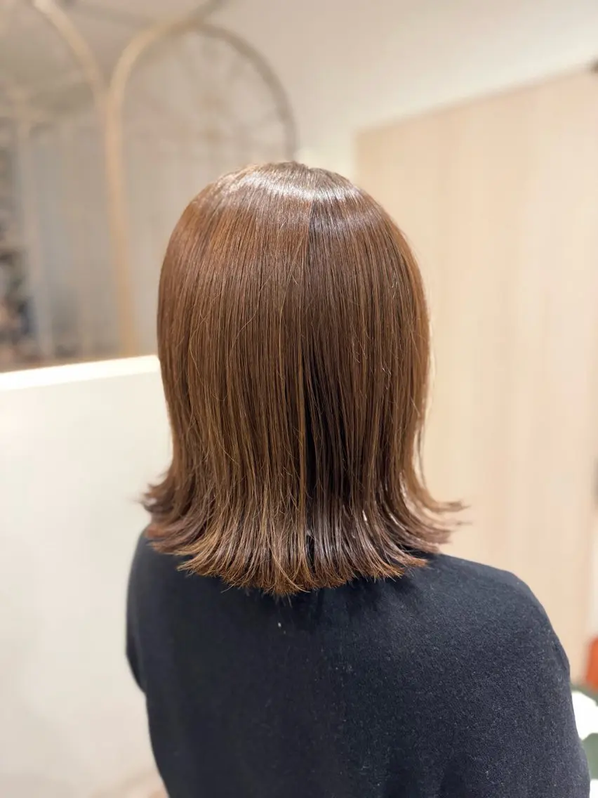 ミディアム カラー 赤間 飛鳥のヘアスタイル