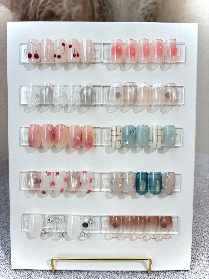 ネイル ハンドネイル lou nailのネイルデザイン