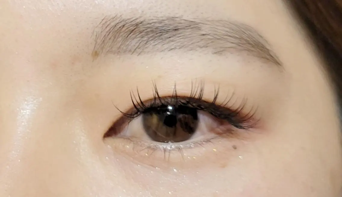 マツエク・マツパ 💜bora .のネイルデザイン