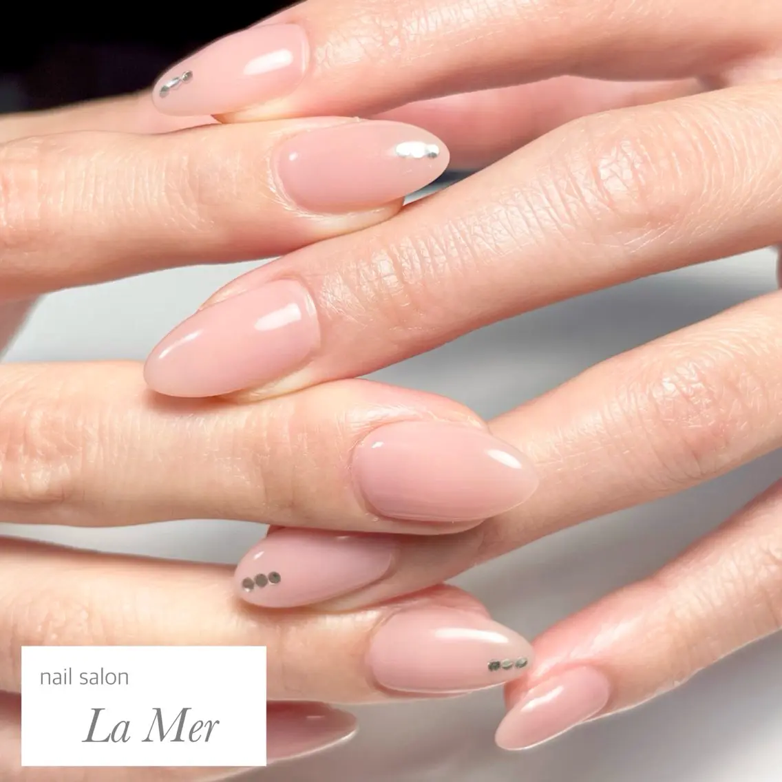 ネイル ジェルネイル 持ち込み オフィスネイル ワンカラーネイル ピンク ハンドネイル nailsalon La Merのネイルデザイン
