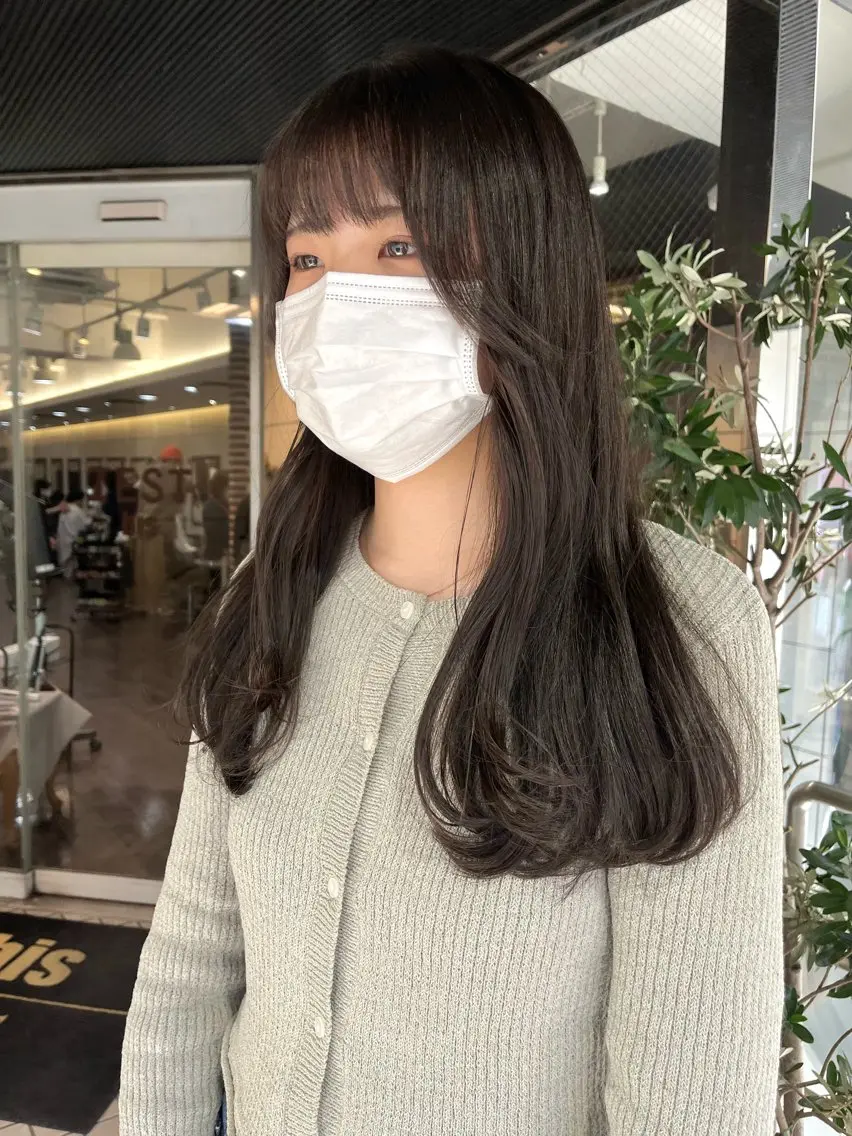 カラー アッシュ アッシュブラウン ブリーチ ブラウンカラー ケアブリーチ ヘアカラー トリートメント カットパーマ 🌀あさみのヘアスタイル