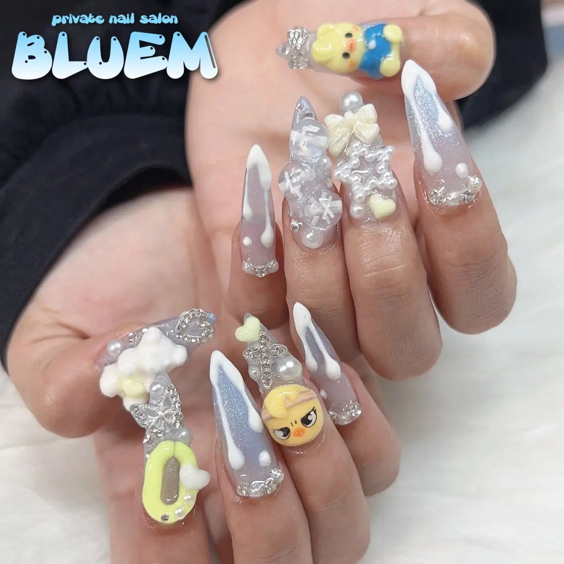 ネイル ハンドネイル BLUEM なな🐶のネイルデザイン