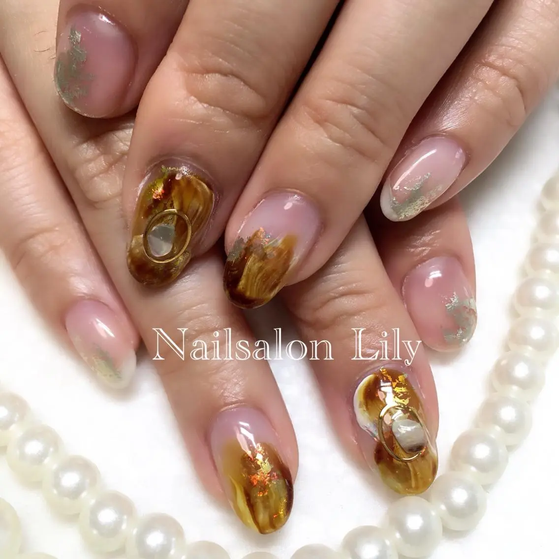 ネイル ニュアンスネイル Lily*nail 🌻Mii🌻のネイルデザイン