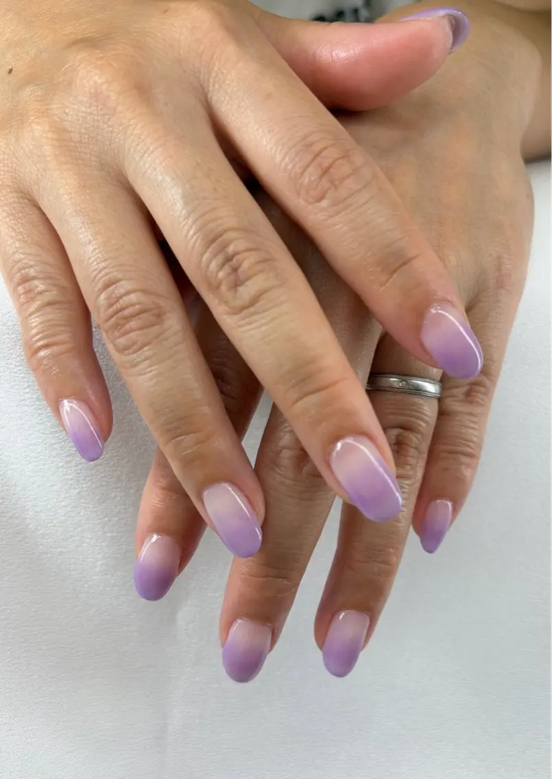 ネイル ジェルネイル グラデーション シンプルネイル ハンドネイル iro+ nailのネイルデザイン