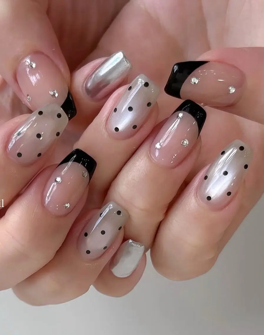 ネイル チークネイル フレンチネイル グラデーション 韓国ネイル マグネットネイル Hana Nailのネイルデザイン